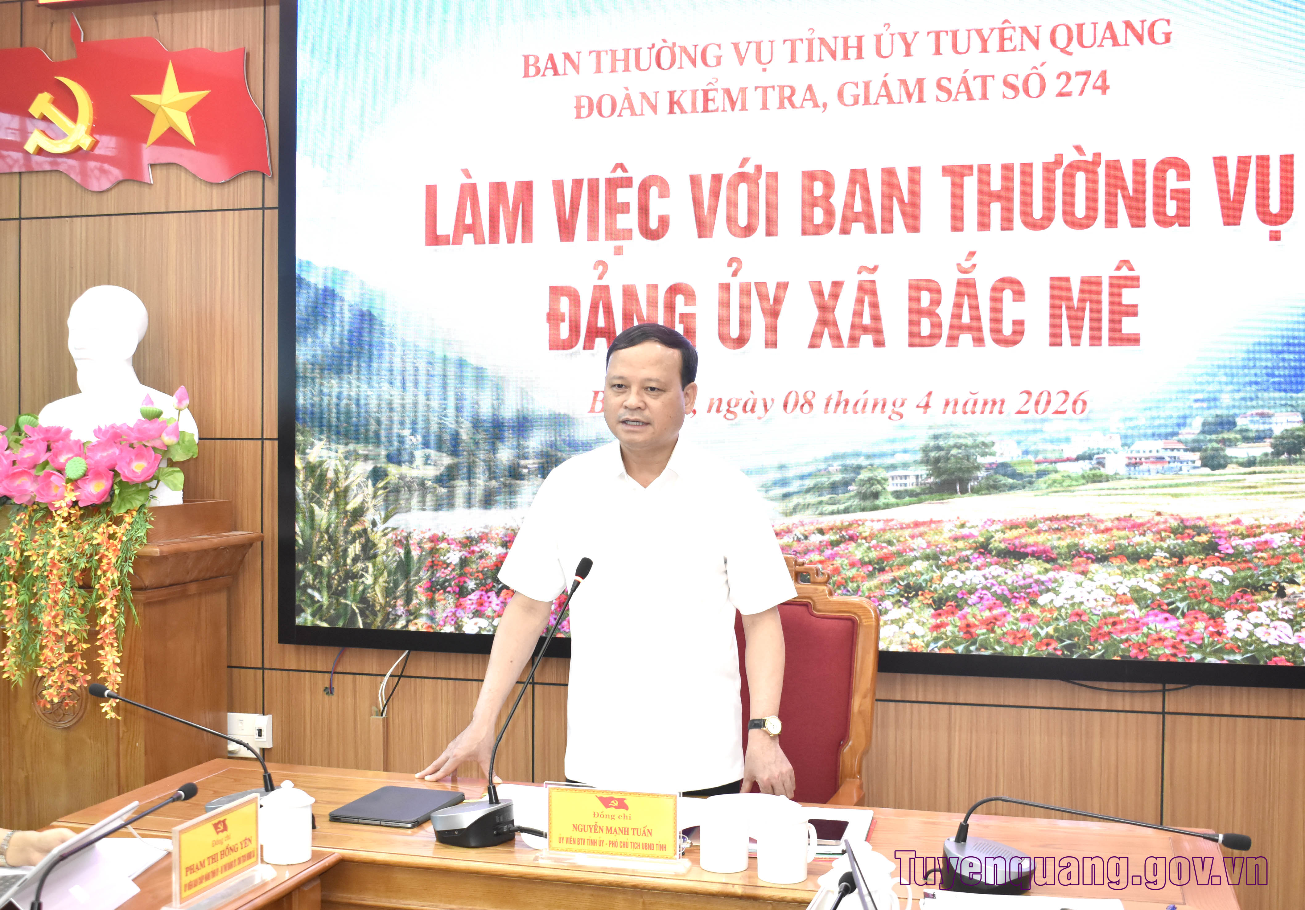 Phó Chủ tịch Thường trực UBND tỉnh Nguyễn Mạnh Tuấn kiểm tra việc thực hiện các Nghị quyết của Đảng tại xã Bắc Mê