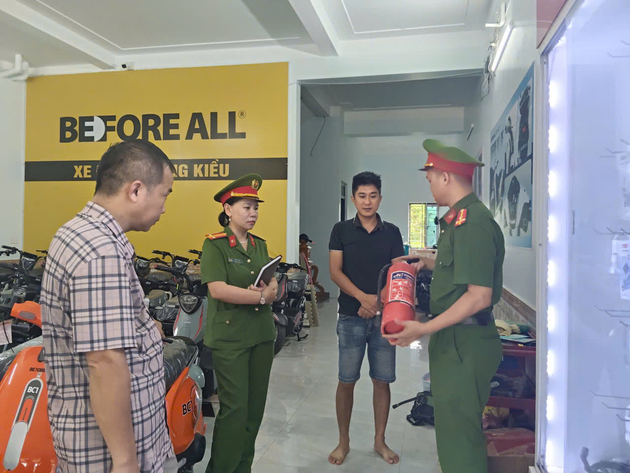 BẰNG HÀNH: CHỦ ĐỘNG PHÒNG NGỪA CHÁY NỔ TỪ CÁC CƠ SỞ KINH DOANH 