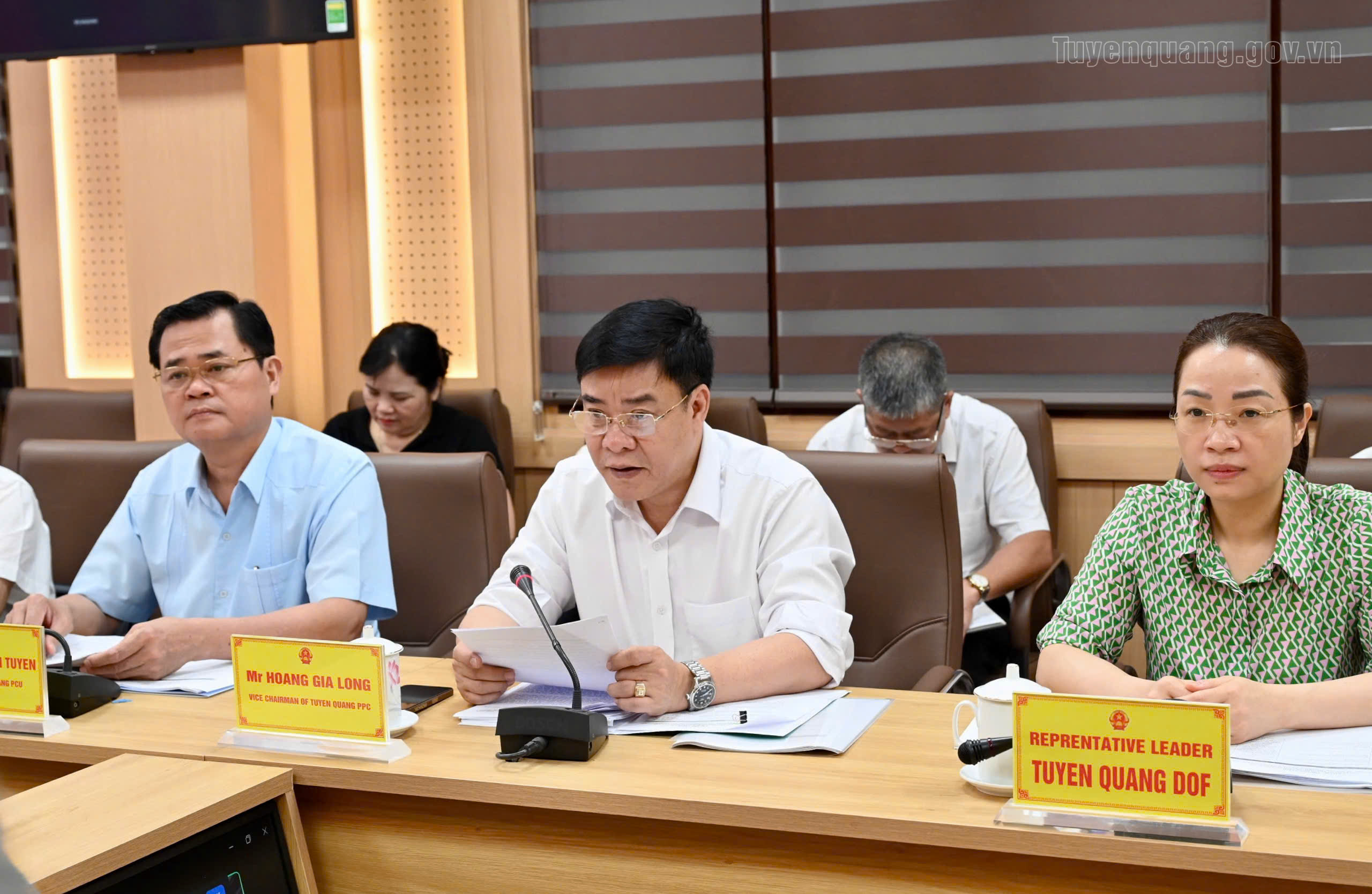 Phó Chủ tịch UBND tỉnh Hoàng Gia Long làm việc với Đoàn công tác của Ngân hàng Thế giới (WB)