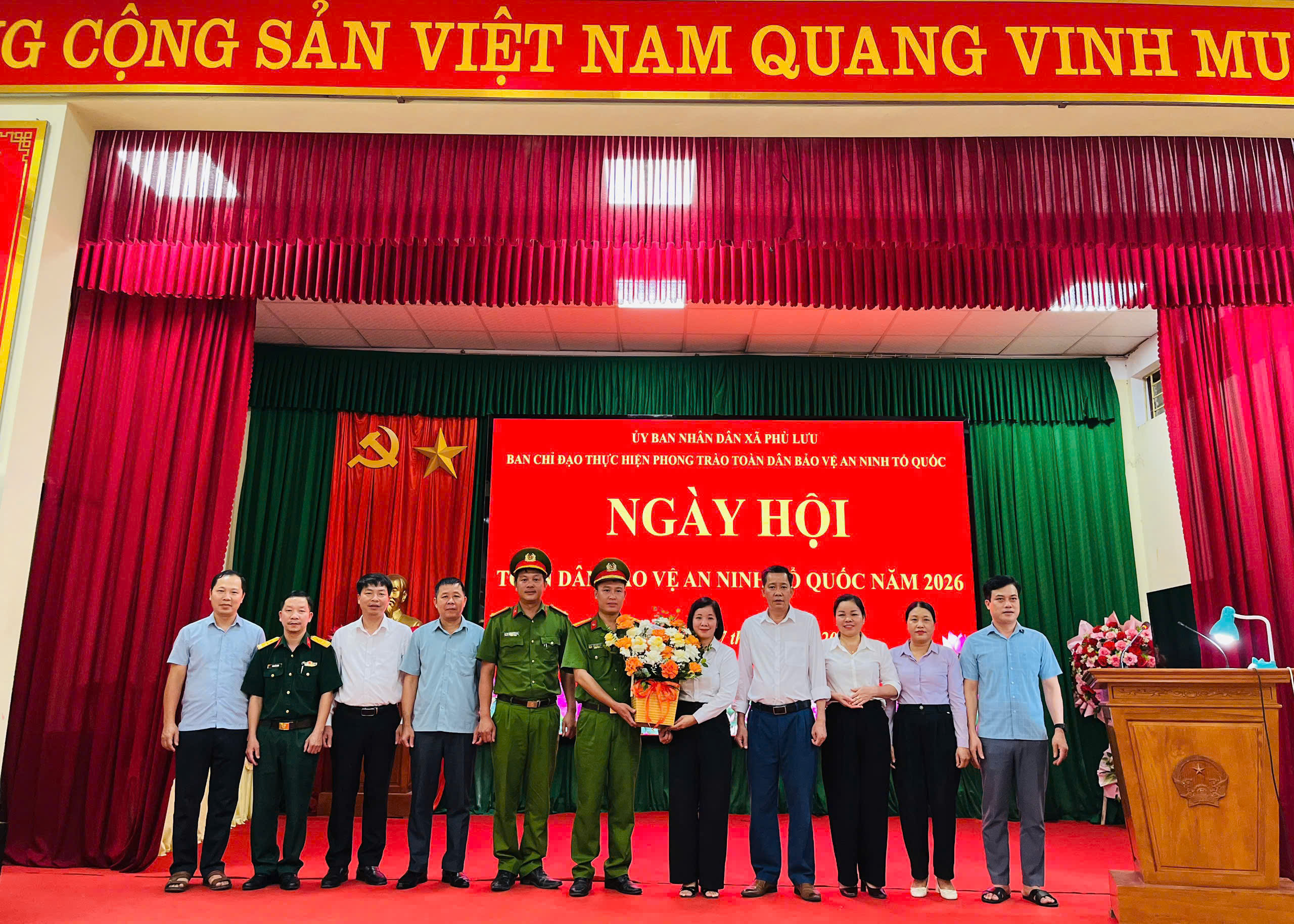 CÔNG AN XÃ PHÙ LƯU THAM MƯU TỔ CHỨC NGÀY HỘI TOÀN DÂN BẢO VỆ AN NINH TỔ QUỐC NĂM 2026