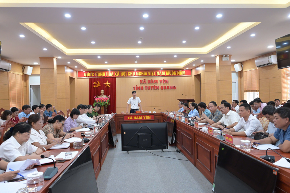 UBND xã Hàm Yên tổ chức hội nghị giao ban đánh giá tình hình thực hiện nhiệm vụ tháng 5 năm 2026