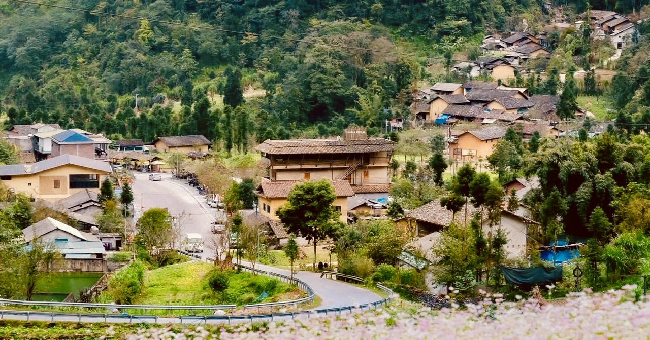 Làng Lũng Cẩm Trên xóa đói giảm nghèo nhờ làm du lịch