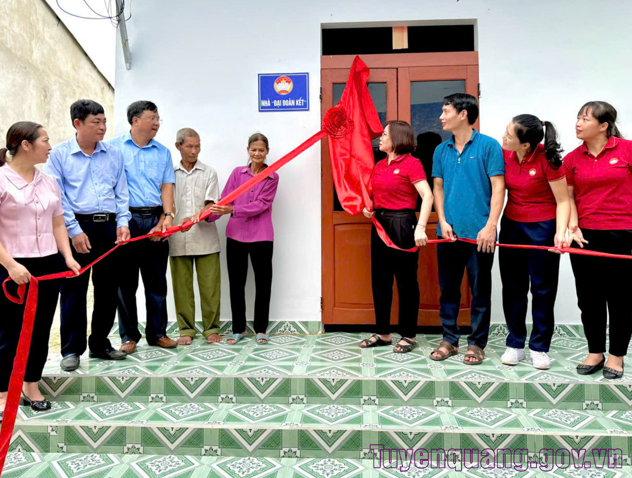 Xóa nhà tạm, nhà dột nát ở Tuyên Quang – Những bài học quý cho an sinh xã hội