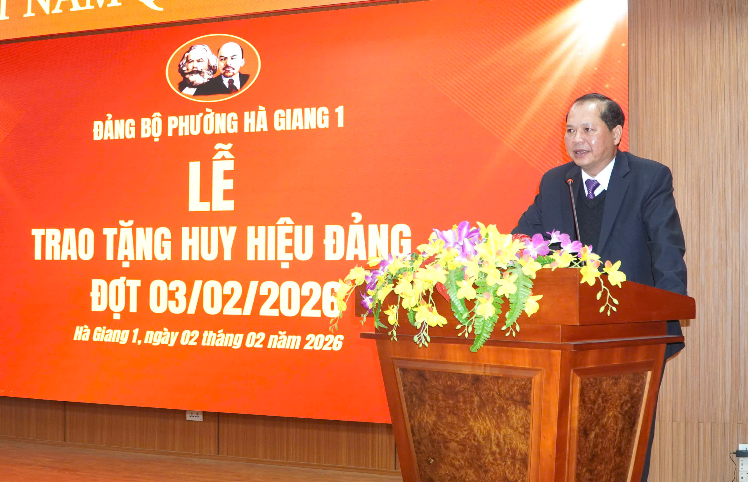 ĐẢNG UỶ PHƯỜNG HÀ GIANG 1 TỔ CHỨC LỄ TRAO TẶNG HUY HIỆU ĐẢNG, ĐỢT 3/2/2026.