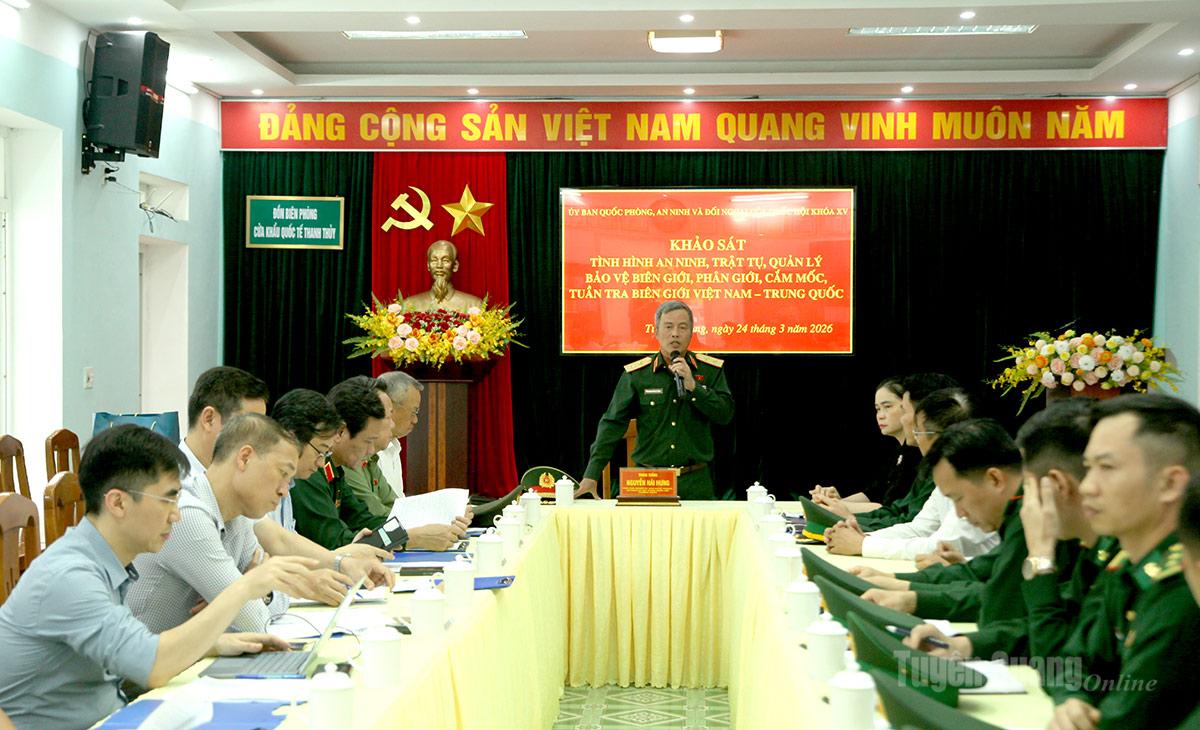 Ủy ban Quốc phòng, An ninh và Đối ngoại Quốc hội làm việc với Đồn Biên phòng Cửa khẩu Quốc tế Thanh Thủy