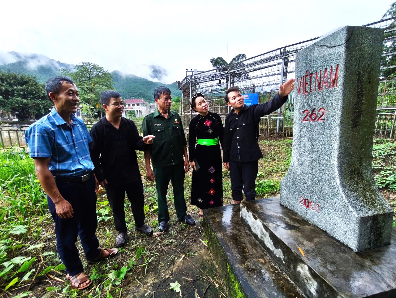 NHỮNG "HẠT MẦM XANH" NƠI PHÊN DẬU TỔ QUỐC. Kỳ I: Nơi chiến hào năm xưa mọc lên những "hạt mầm xanh"