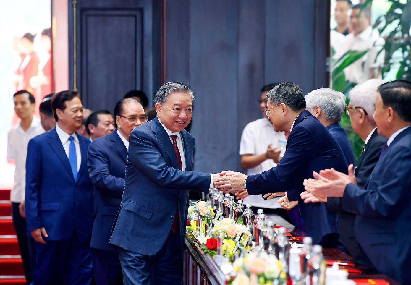 Tổng Bí thư Tô Lâm gặp mặt cán bộ lão thành cách mạng, nguyên ủy viên Trung ương Đảng