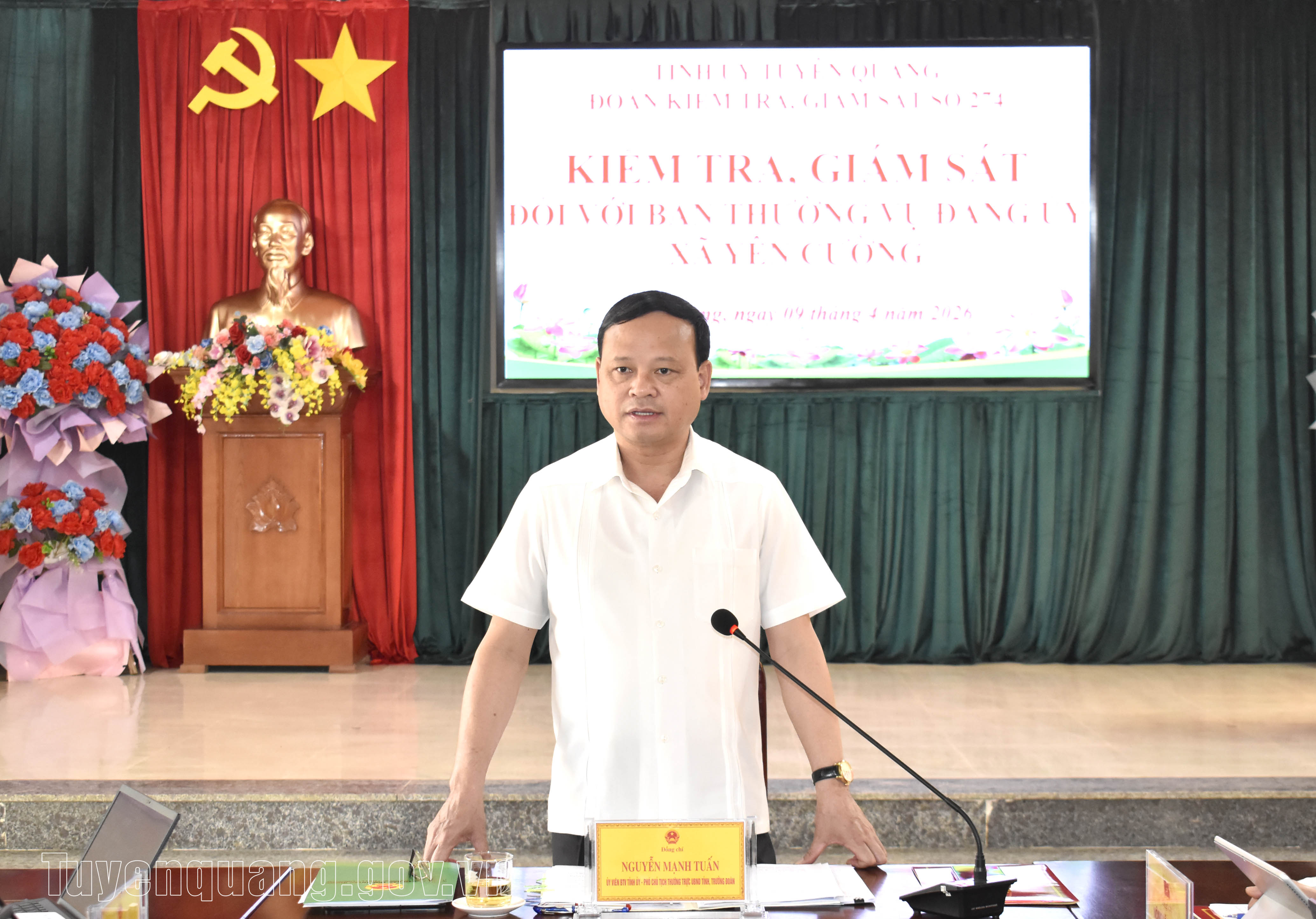 Phó Chủ tịch Thường trực UBND tỉnh Nguyễn Mạnh Tuấn làm việc với Ban Thường vụ Đảng ủy xã Yên Cường 