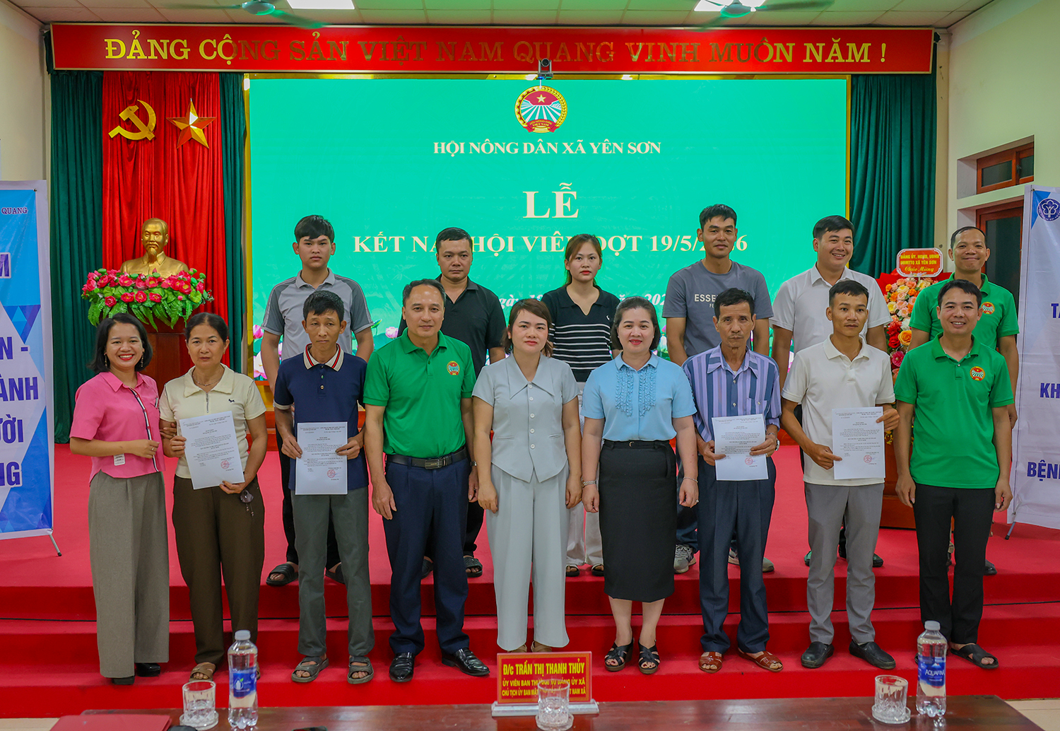 Hội Nông dân xã Yên Sơn trang trọng tổ chức Lễ kết nạp hội viên mới đợt 19/5