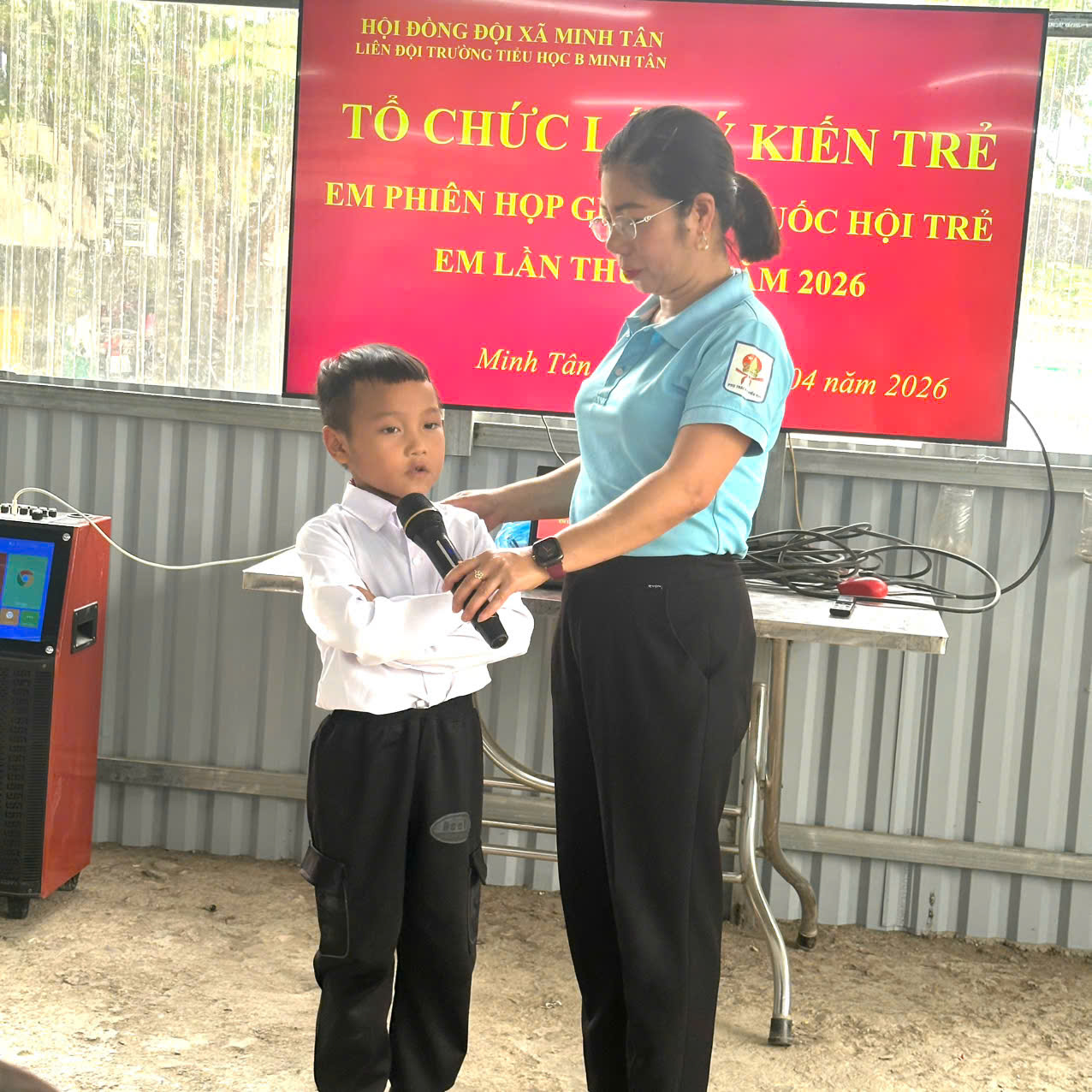 Thực hiện Công văn của Hội đồng đội tỉnh và chỉ đạo của Đoàn xã Minh Tân về việc “Lấy ý kiến trẻ em về chủ đề phiên họp giả định Quốc hội trẻ em lần thứ III - năm 2026”.