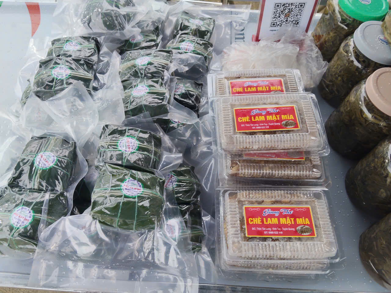 Chợ đ&ecirc;m ch lam.jpg