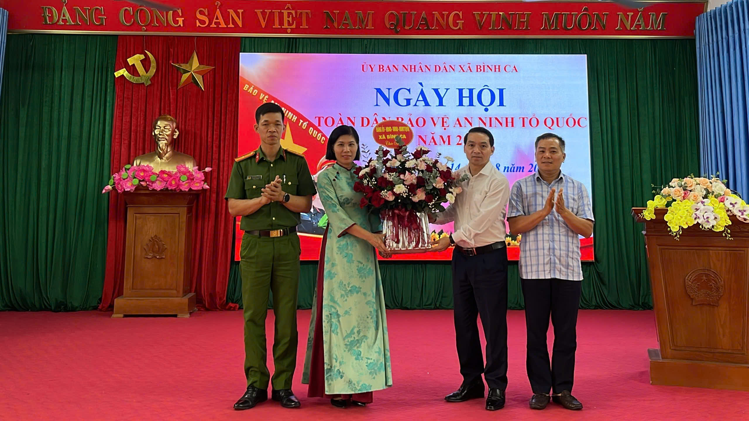 CÔNG AN XÃ BÌNH CA THAM MƯU TỔ CHỨC THÀNH CÔNG NGÀY HỘI TOÀN DÂN BẢO VỆ AN NINH TỔ QUỐC NĂM 2026 