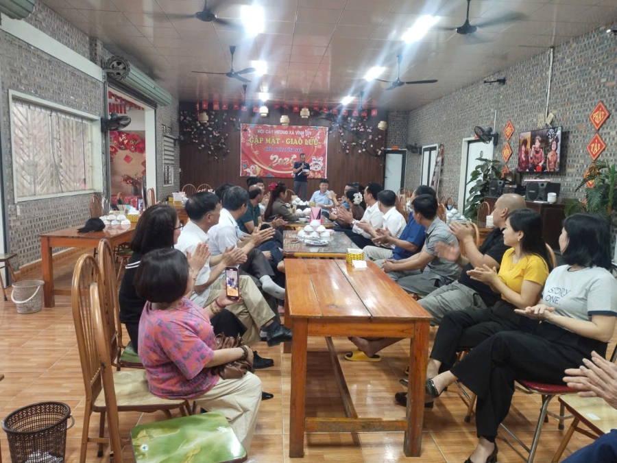 Gặp mặt nu&ocirc;i chồn hương 11.jpg