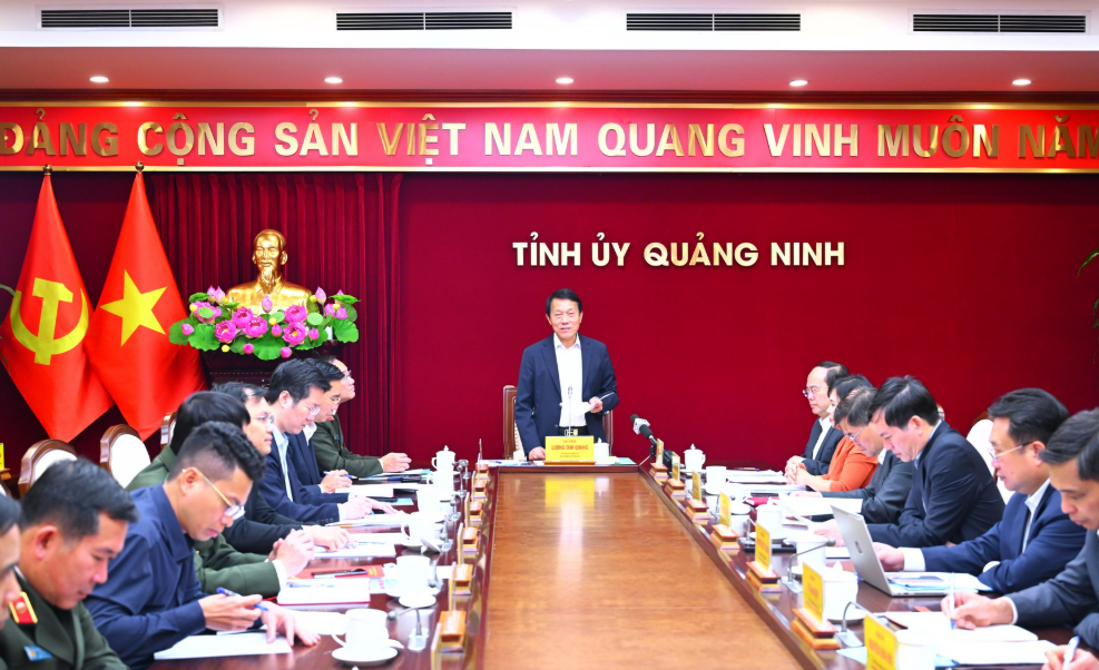 CÔNG BỐ QUYẾT ĐỊNH KIỂM TRA, GIÁM SÁT CỦA BỘ CHÍNH TRỊ, BAN BÍ THƯ ĐỐI VỚI BAN THƯỜNG VỤ TỈNH ỦY QUẢNG NINH