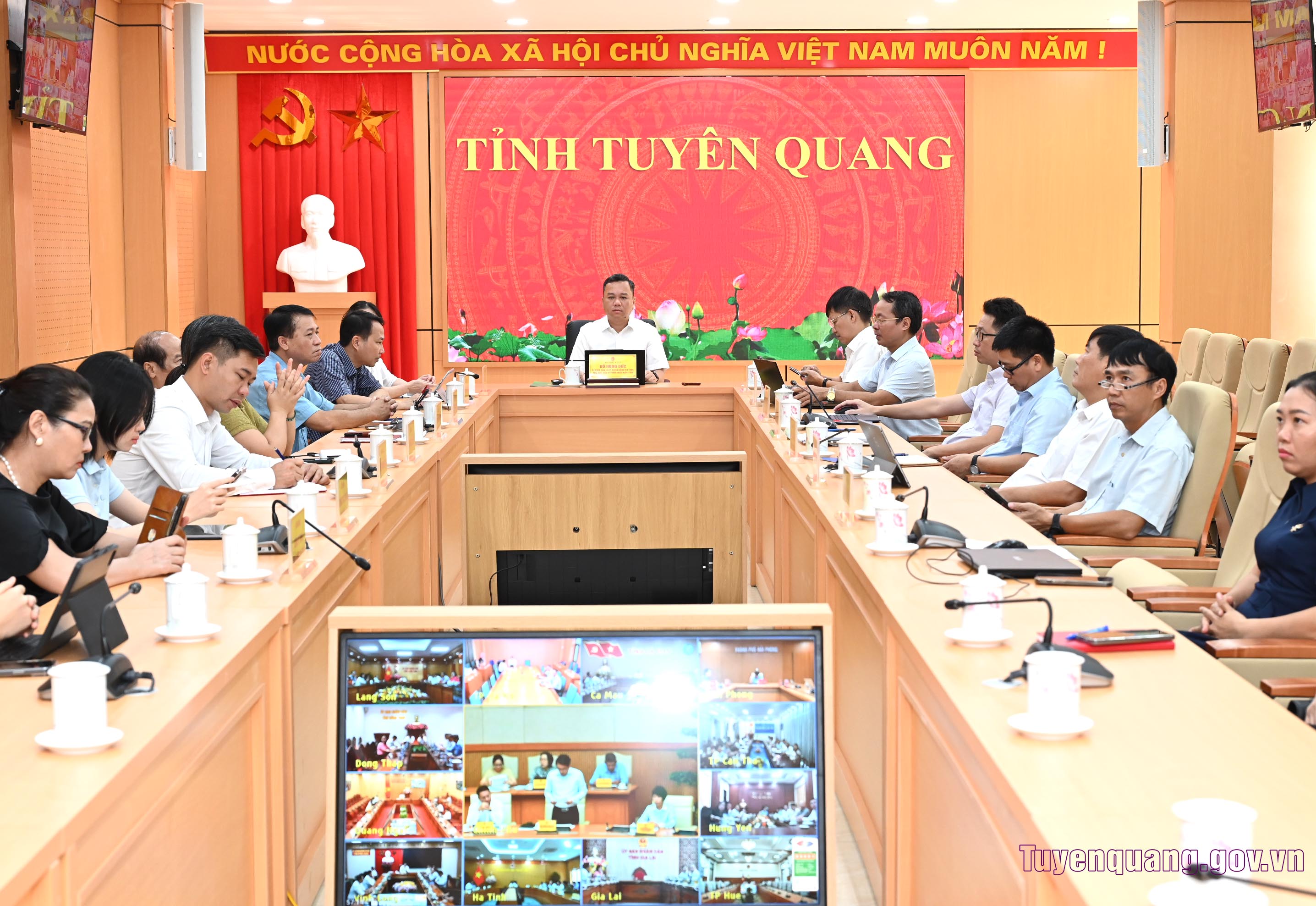 Thúc đẩy liên kết viện, trường với doanh nghiệp, đưa khoa học công nghệ vào thực tiễn