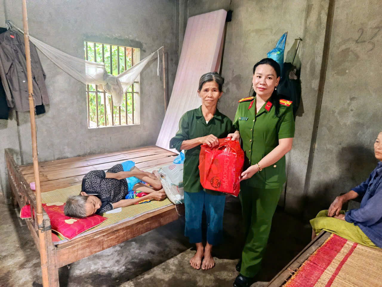 LAN TỎA YÊU THƯƠNG – KẾT NỐI CÁC NHÀ HẢO TÂM CHUNG TAY HỖ TRỢ HỘI VIÊN PHỤ NỮ CÓ HOÀN CẢNH ĐẶC BIỆT KHÓ KHĂN