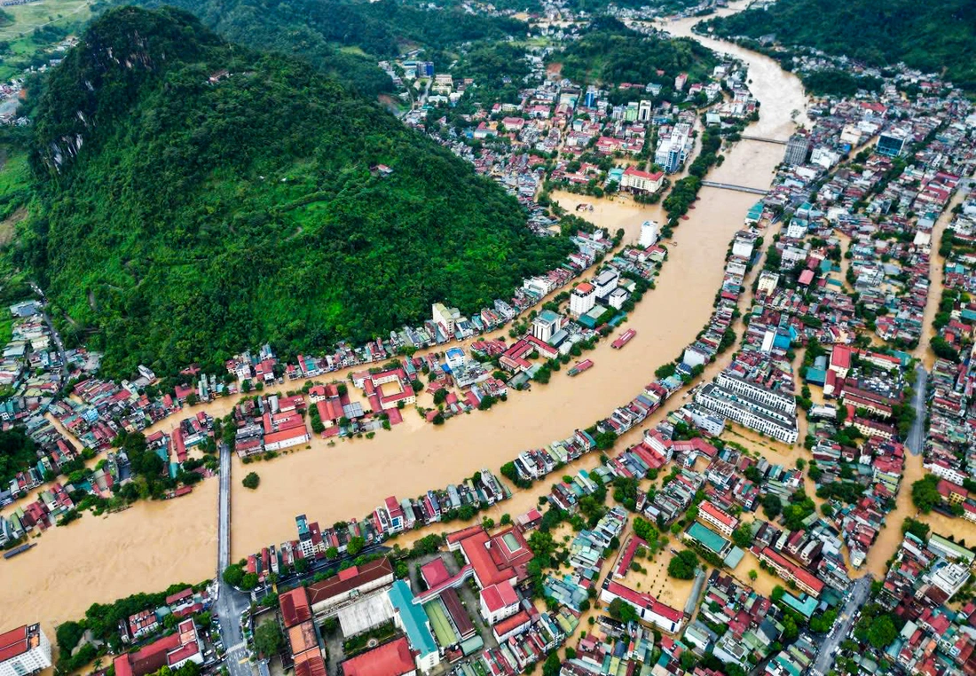Tuyên Quang: Thiệt hại nặng nề do hoàn lưu bão số 10, đề xuất hỗ trợ khẩn cấp 1.000 tỷ đồng