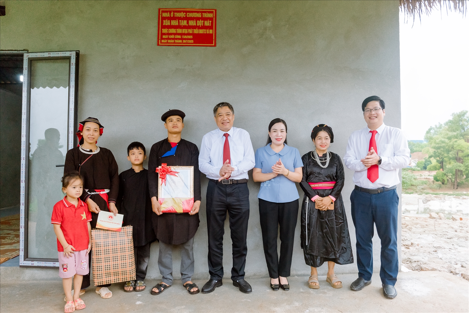 Tuyên Quang thực hiện nguyên tắc “6 rõ” để hoàn thành xóa nhà tạm đúng tiến độ