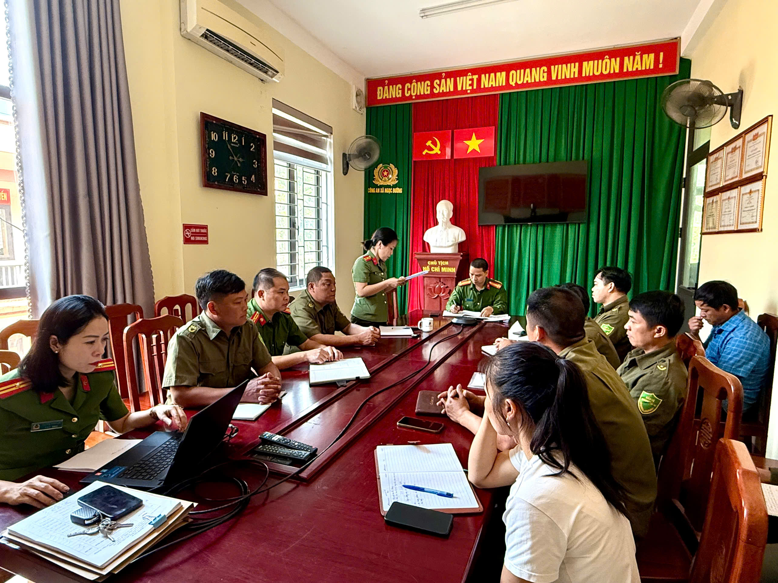  HỘI NGHỊ GIAO BAN LỰC LƯỢNG BẢO VỆ ANTT CƠ SỞ XÃ NGỌC ĐƯỜNG QUÝ I/2026 