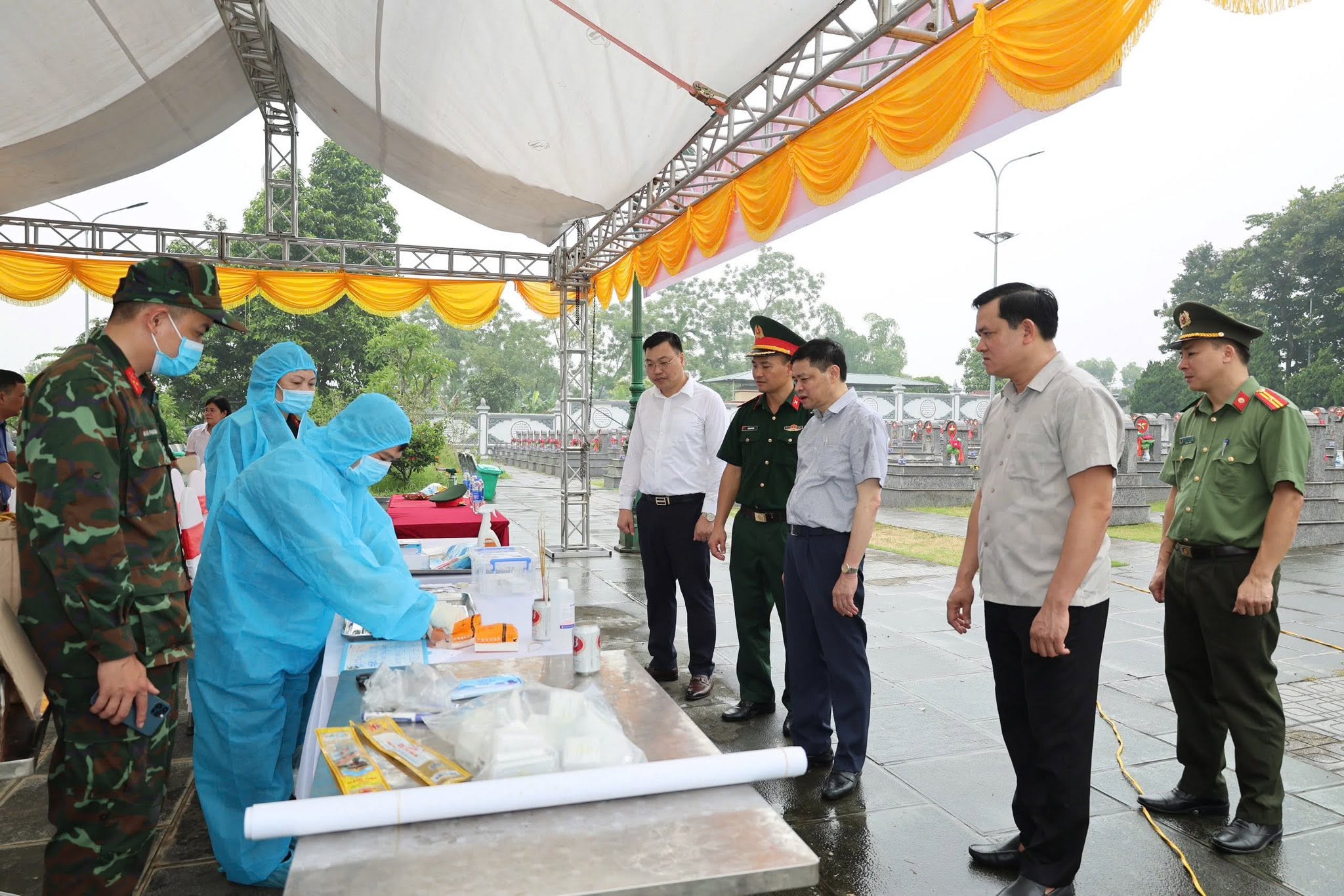 Phường Minh Xuân phối hợp lấy mẫu, số hóa thông tin hài cốt liệt sĩ chưa xác định danh tính