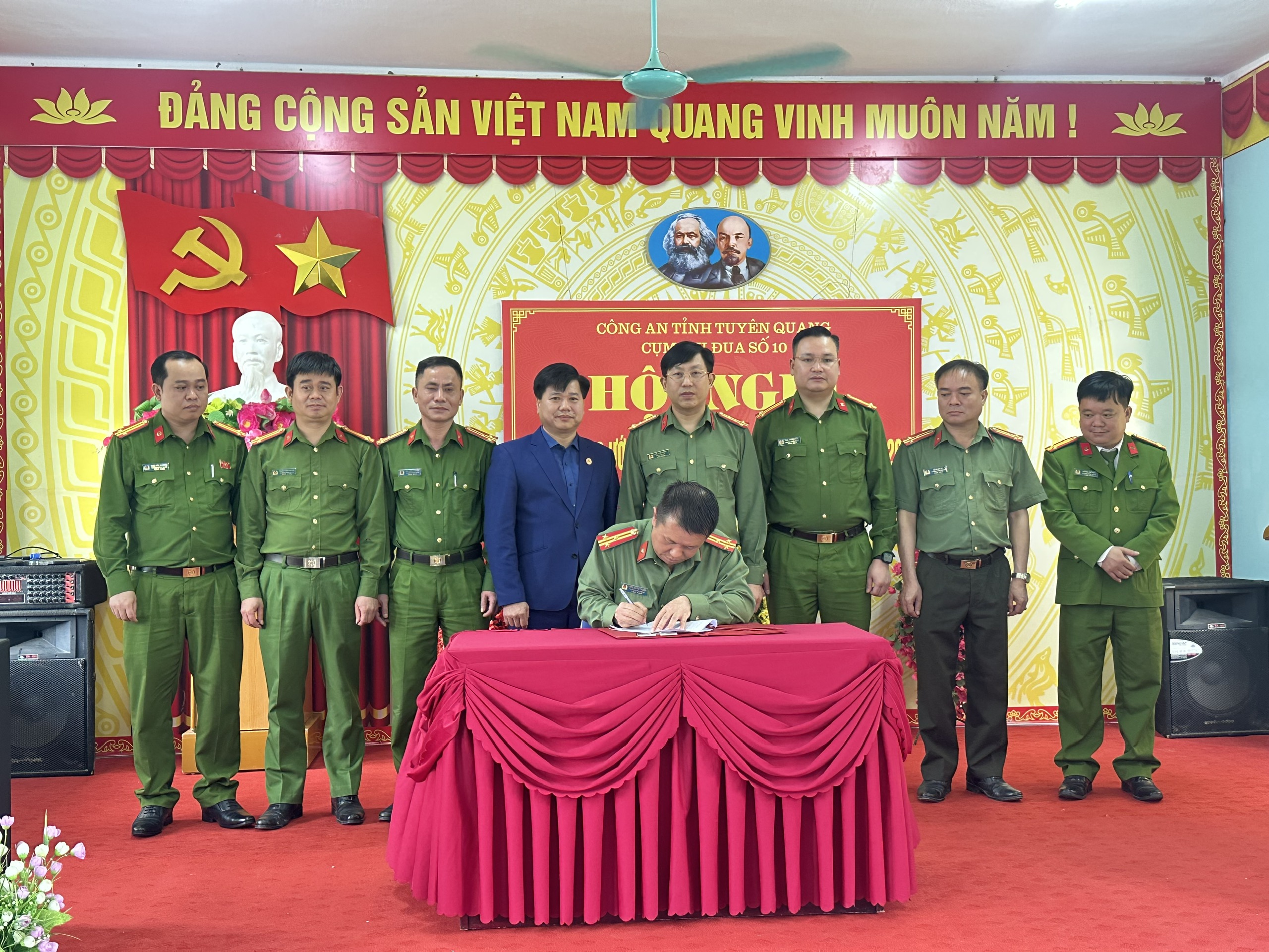 Hội nghị ký kết giao ước thi đua “Vì an ninh Tổ quốc” năm 2026.