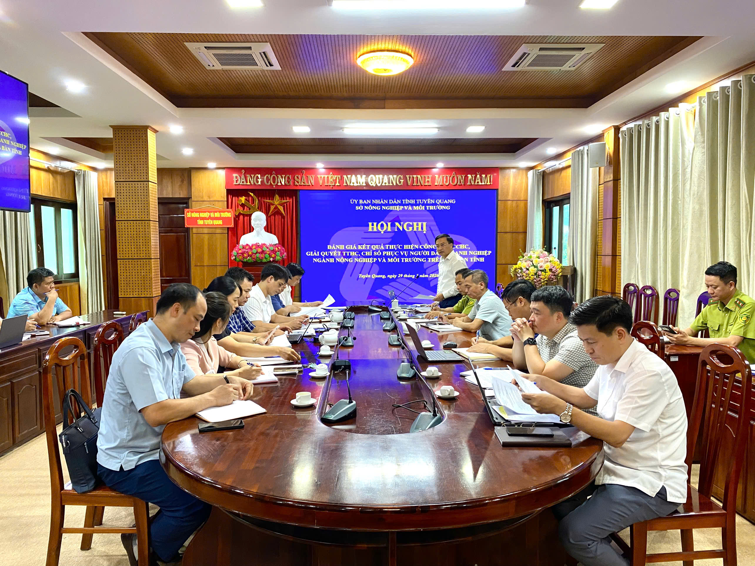 Tháo gỡ điểm nghẽn, nâng cao hiệu quả trong công tác cải cách hành chính, thủ tục hành chính