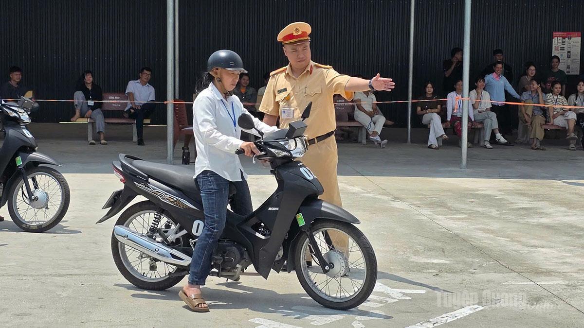 Đào tạo kỹ năng lái xe mô tô an toàn