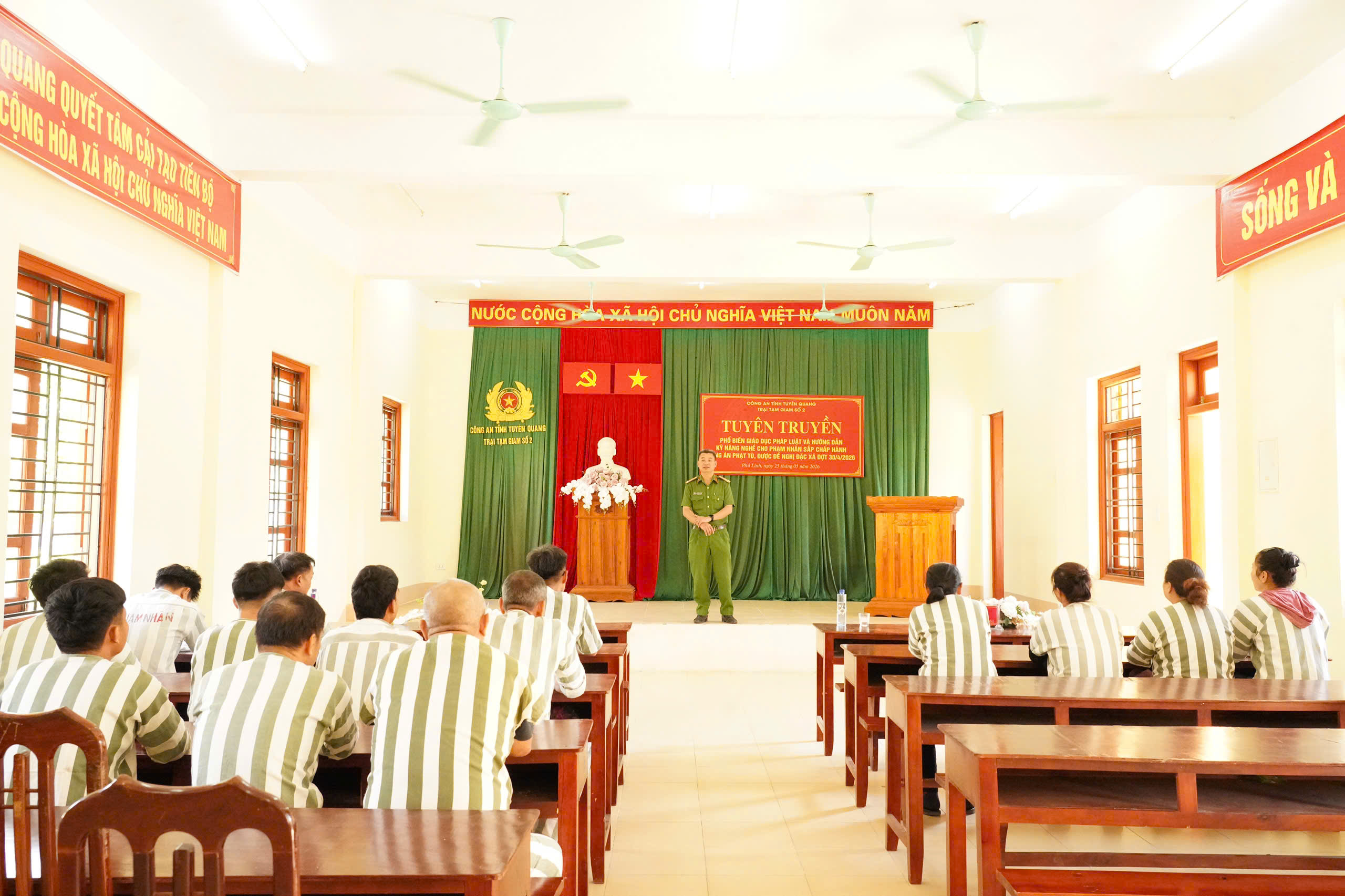 TRANG BỊ KIẾN THỨC, KỸ NĂNG CHO PHẠM NHÂN TÁI HÒA NHẬP CỘNG ĐỒNG