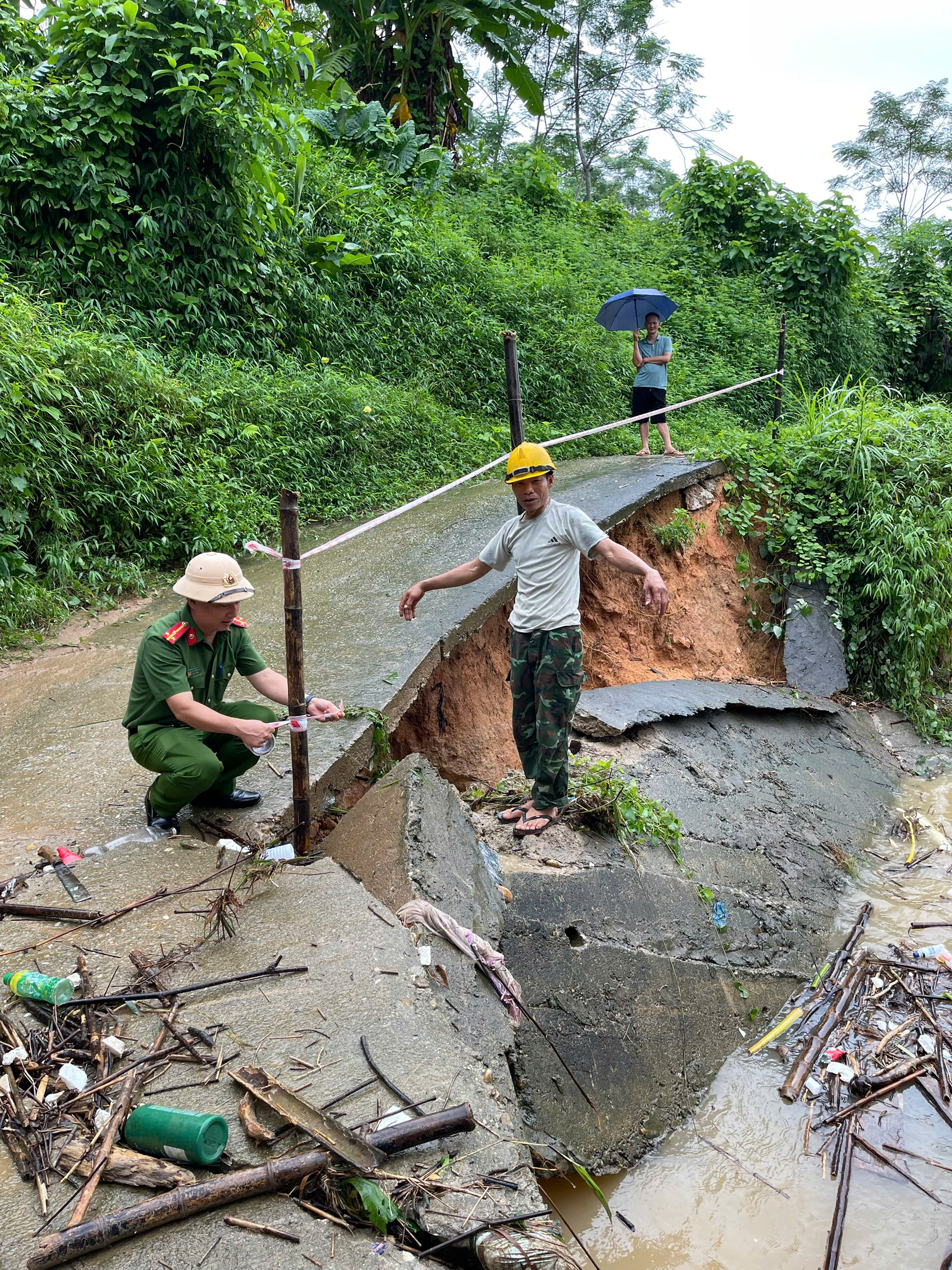 Người dân cần chủ động ứng phó với các hồ thủy điện xả lũ