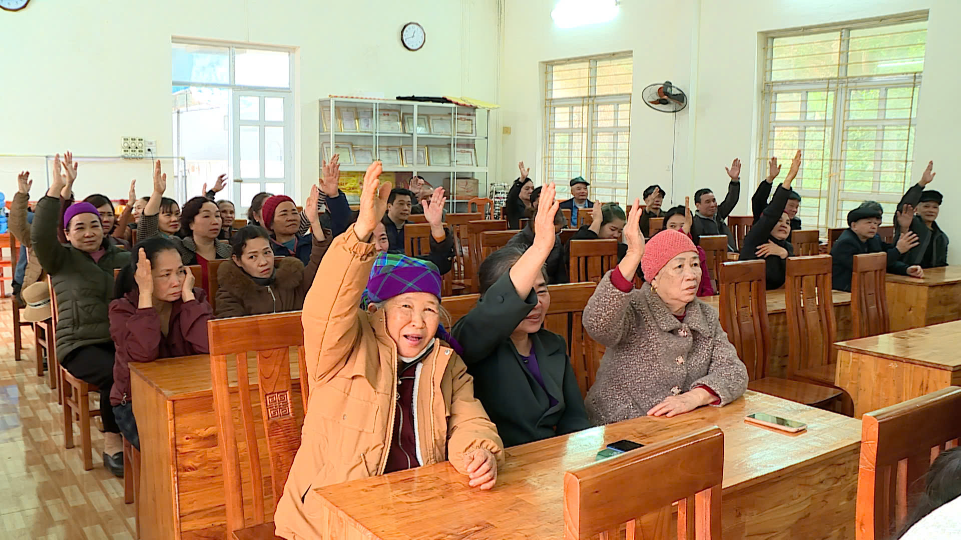 MTTQ xã Nà Hang tổ chức hội nghị lấy ý kiến cử tri nơi cư trú với người ứng cử đại biểu HĐND các cấp