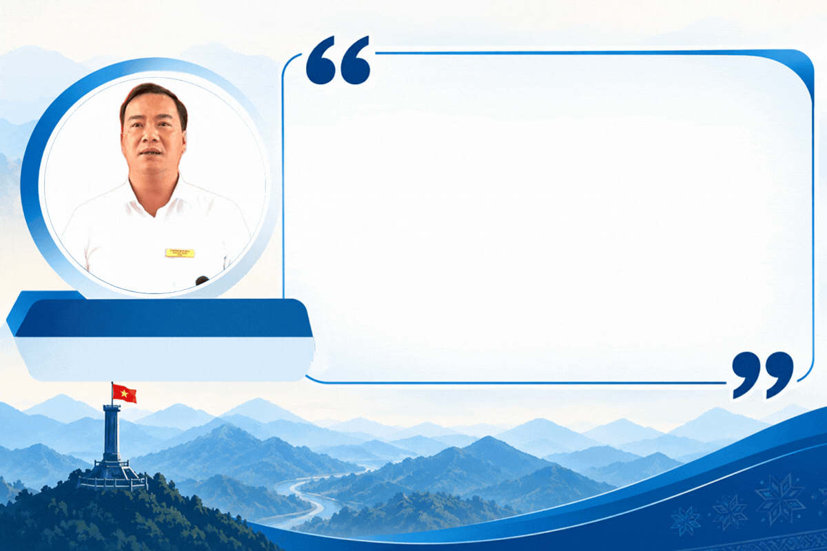 A Đức - Búa liềm vàng.gif