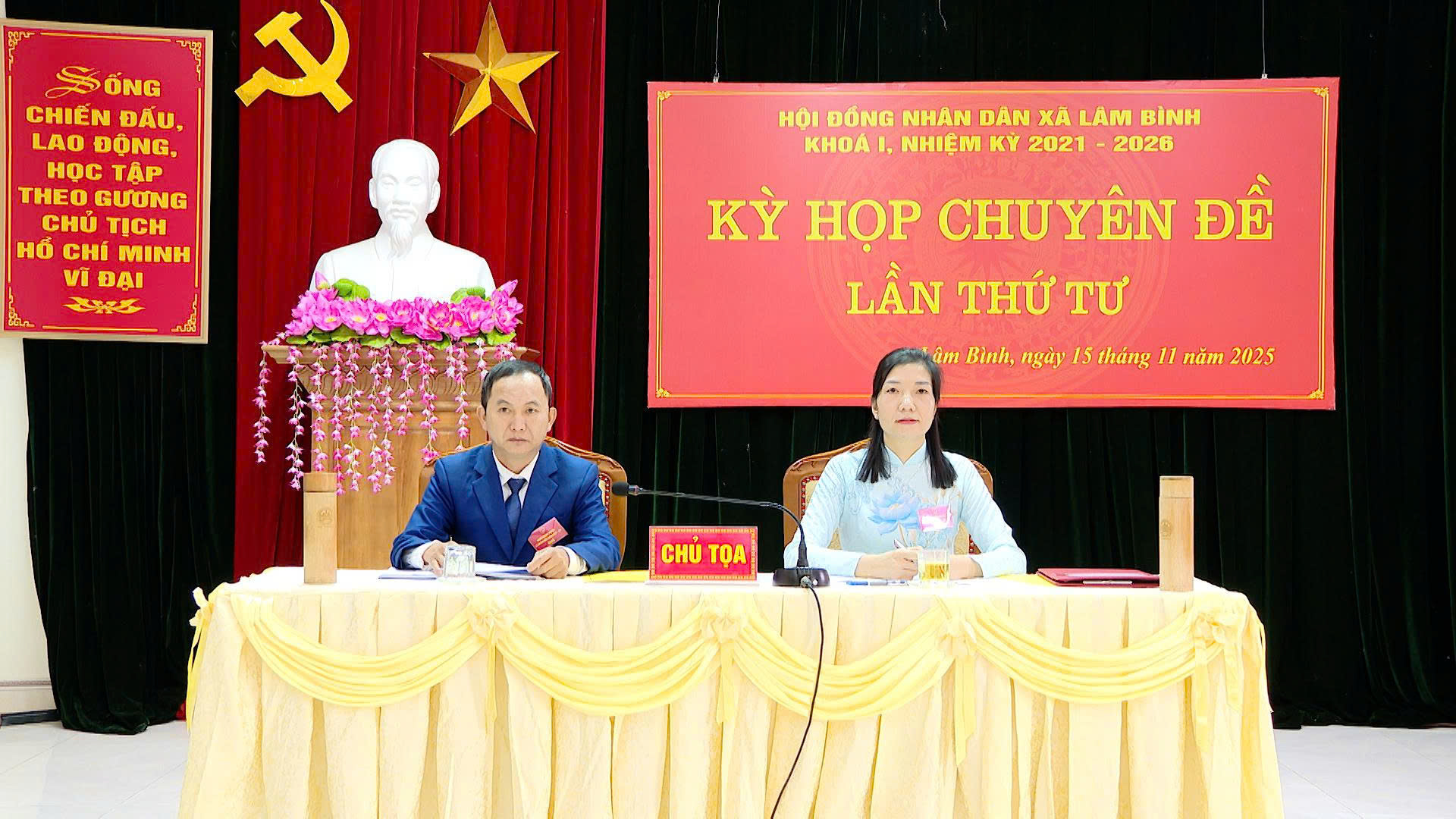 Kỳ họp chuyên đề lần thứ tư Hội đồng nhân dân xã Lâm Bình khóa I, nhiệm kỳ 2021-2026