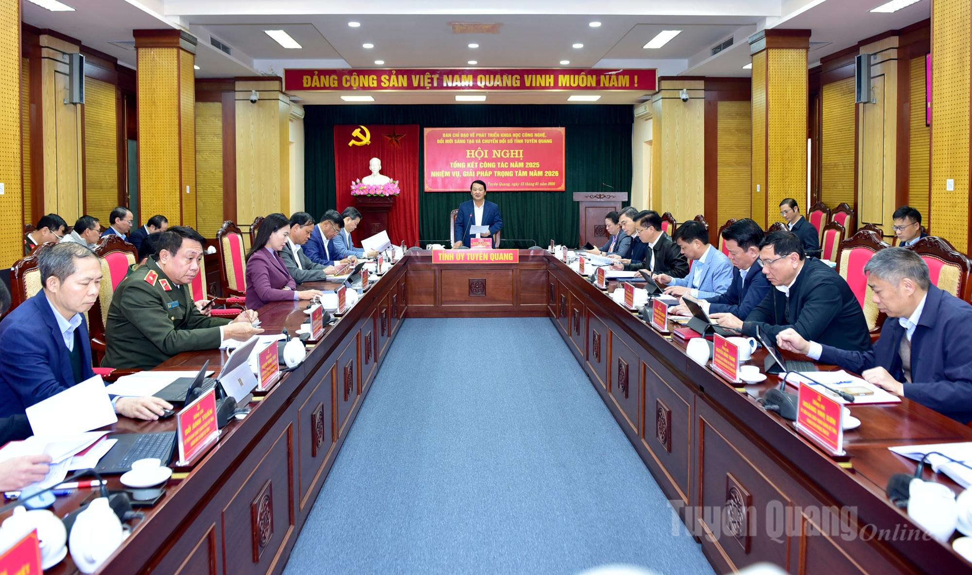 Đồng chí Bí thư Tỉnh ủy Hầu A Lềnh: Cần tạo chuyển biến thực chất trong phát triển khoa học, công nghệ, đổi mới sáng tạo và chuyển đổi số