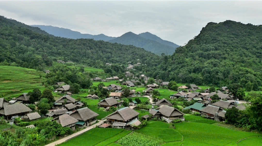 TỪ NGHỊ QUYẾT ĐẾN NHỮNG THAY ĐỔI Ở CƠ SỞ