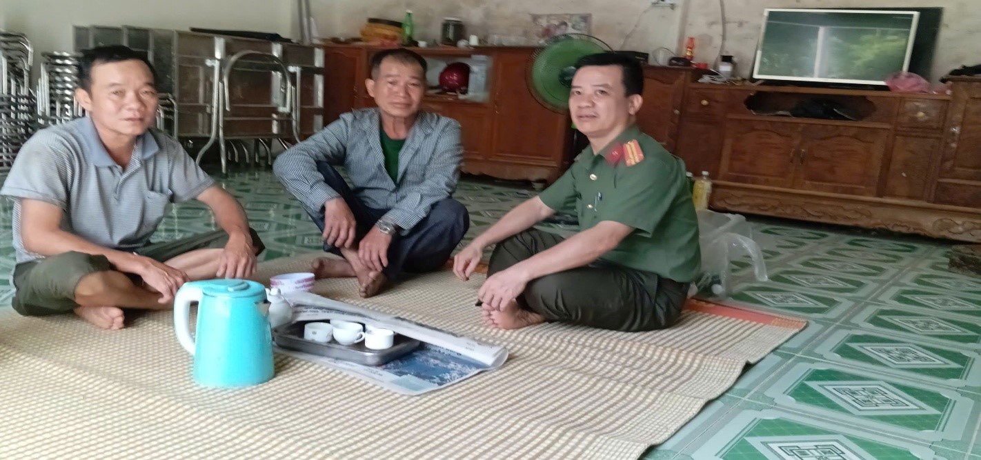 TRANH THỦ NGƯỜI CÓ UY TÍN, GIẢI PHÁP QUAN TRỌNG  GIỮ VỮNG ANTT TẠI CƠ SỞ