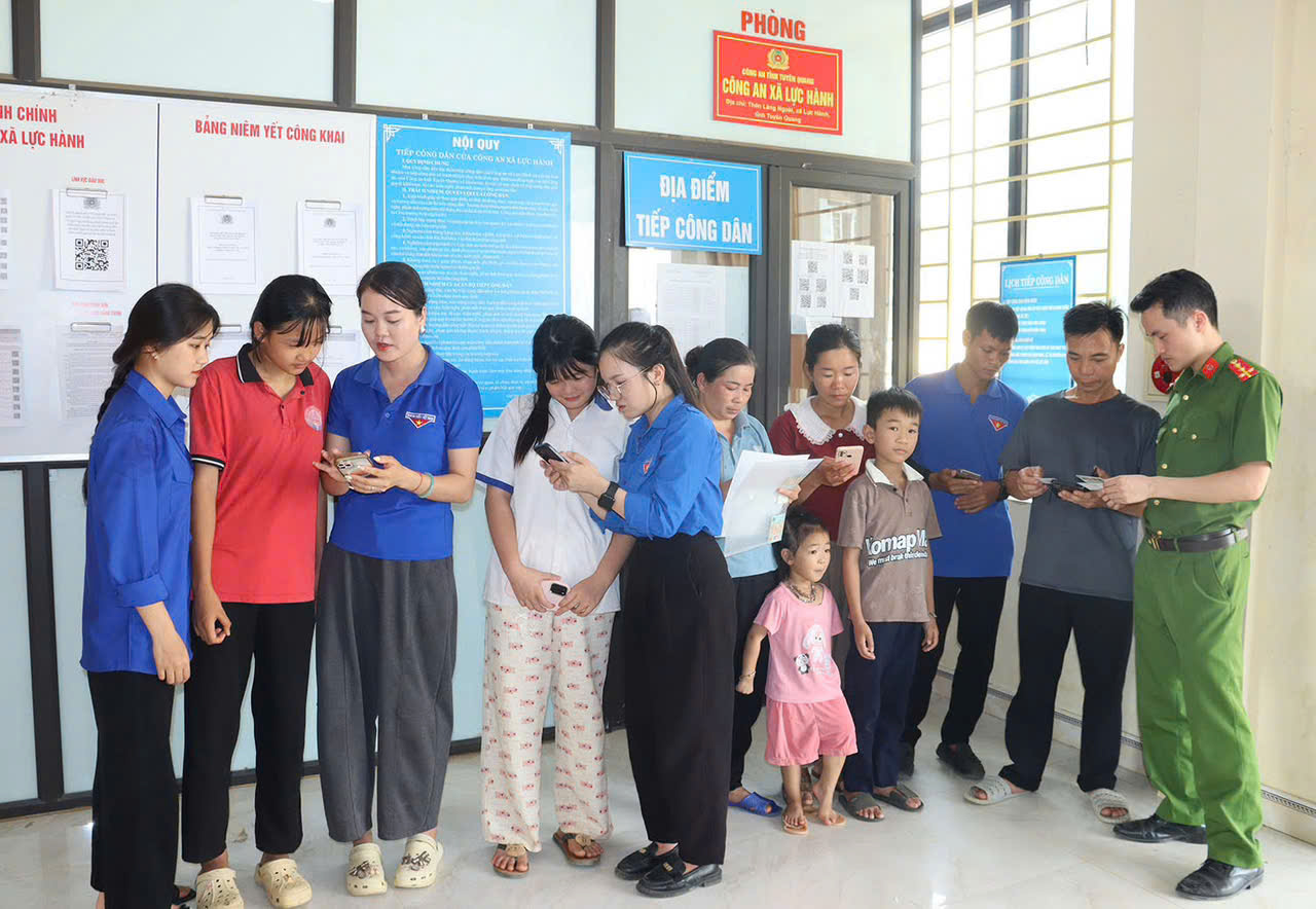 LỰC HÀNH - ĐƯA ĐỀ ÁN 06 ĐẾN TỪNG NGƯỜI DÂN