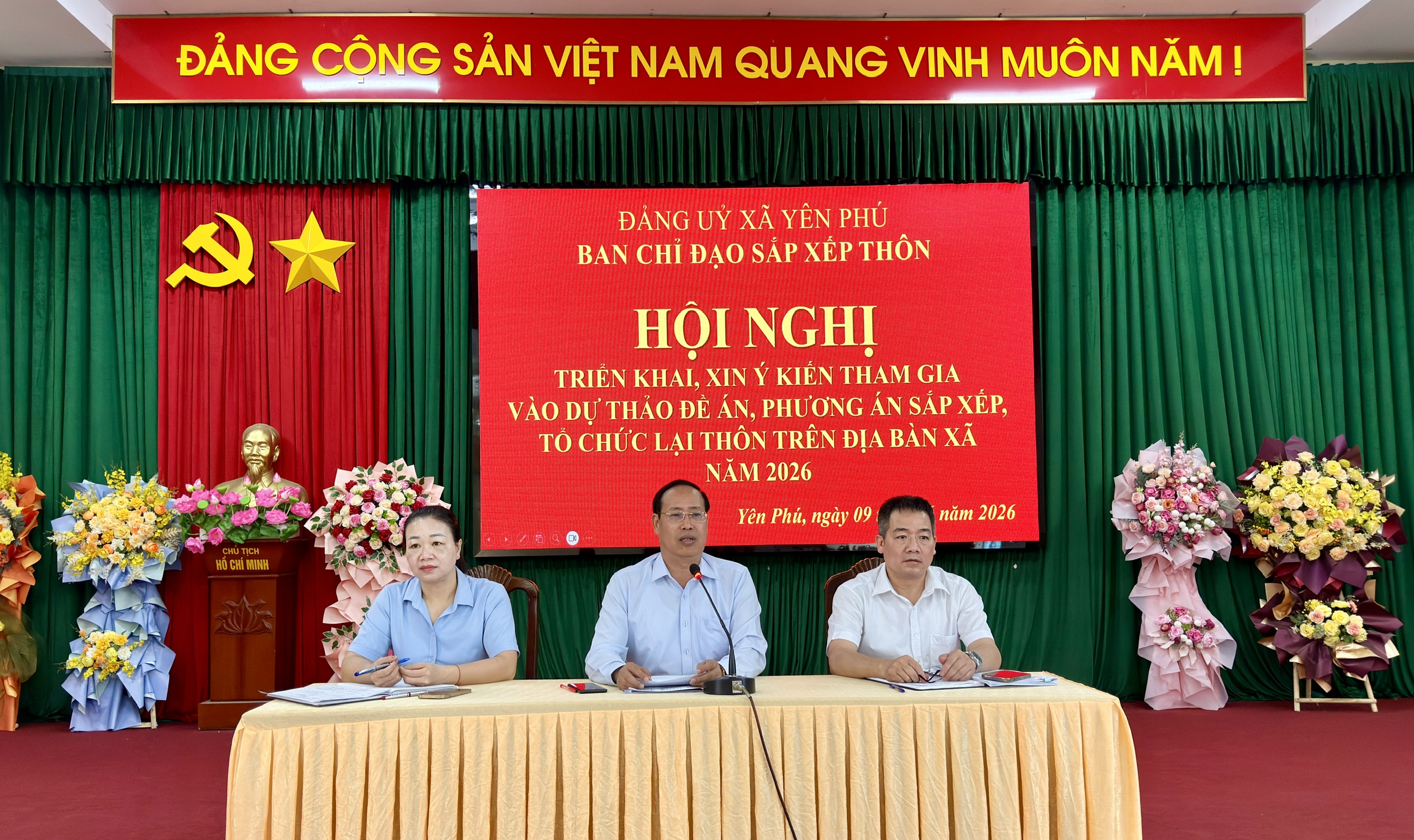 BAN CHỈ ĐẠO SẮP XẾP THÔN XÃ YÊN PHÚ TỔ CHỨC HỘI NGHỊ TRIỂN KHAI, LẤY Ý KIẾN THAM GIA VÀO DỰ THẢO ĐỀ ÁN, PHƯƠNG ÁN SẮP XẾP TỔ CHỨC LẠI THÔN NĂM 2026