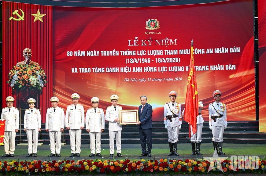 Tổng Bí thư, Chủ tịch nước Tô Lâm dự lễ kỷ niệm 80 năm Ngày truyền thống lực lượng tham mưu Công an nhân dân