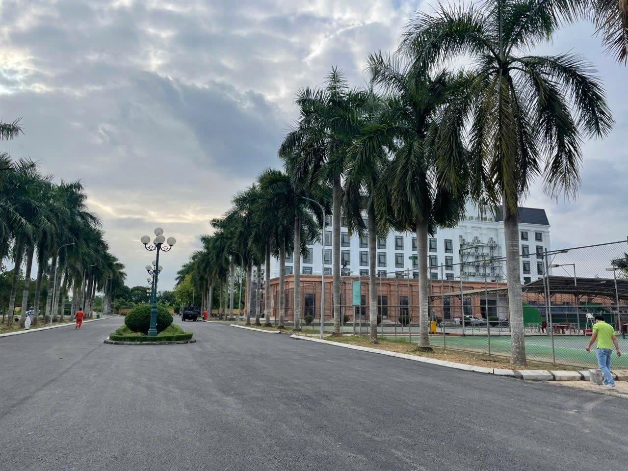 KHẨN TRƯƠNG HOÀN THIỆN, ĐƯA NHÀ KHÁCH MINH THANH ĐI VÀO HOẠT ĐỘNG SỚM HƠN KẾ HOẠCH