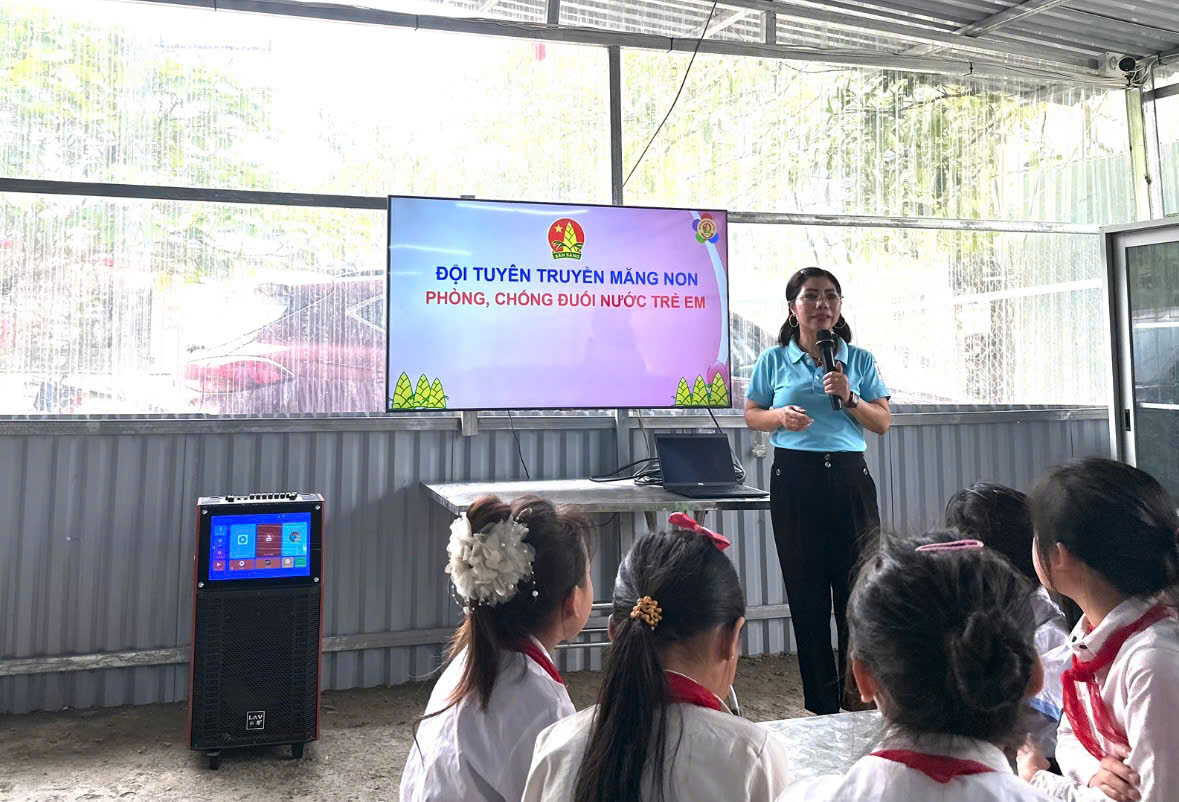 Hàng năm, tai nạn đuối nước vẫn xảy ra, cướp đi sinh mạng của nhiều người, đặc biệt là trẻ em, để lại những mất mát đau lòng cho gia đình và xã hội.  Đuối nước đã và đang trở thành vấn đề đáng báo động, nhất là trong dịp hè khi học sinh được nghỉ học, thiếu sự quản lý, giám sát thường xuyên của người lớn.