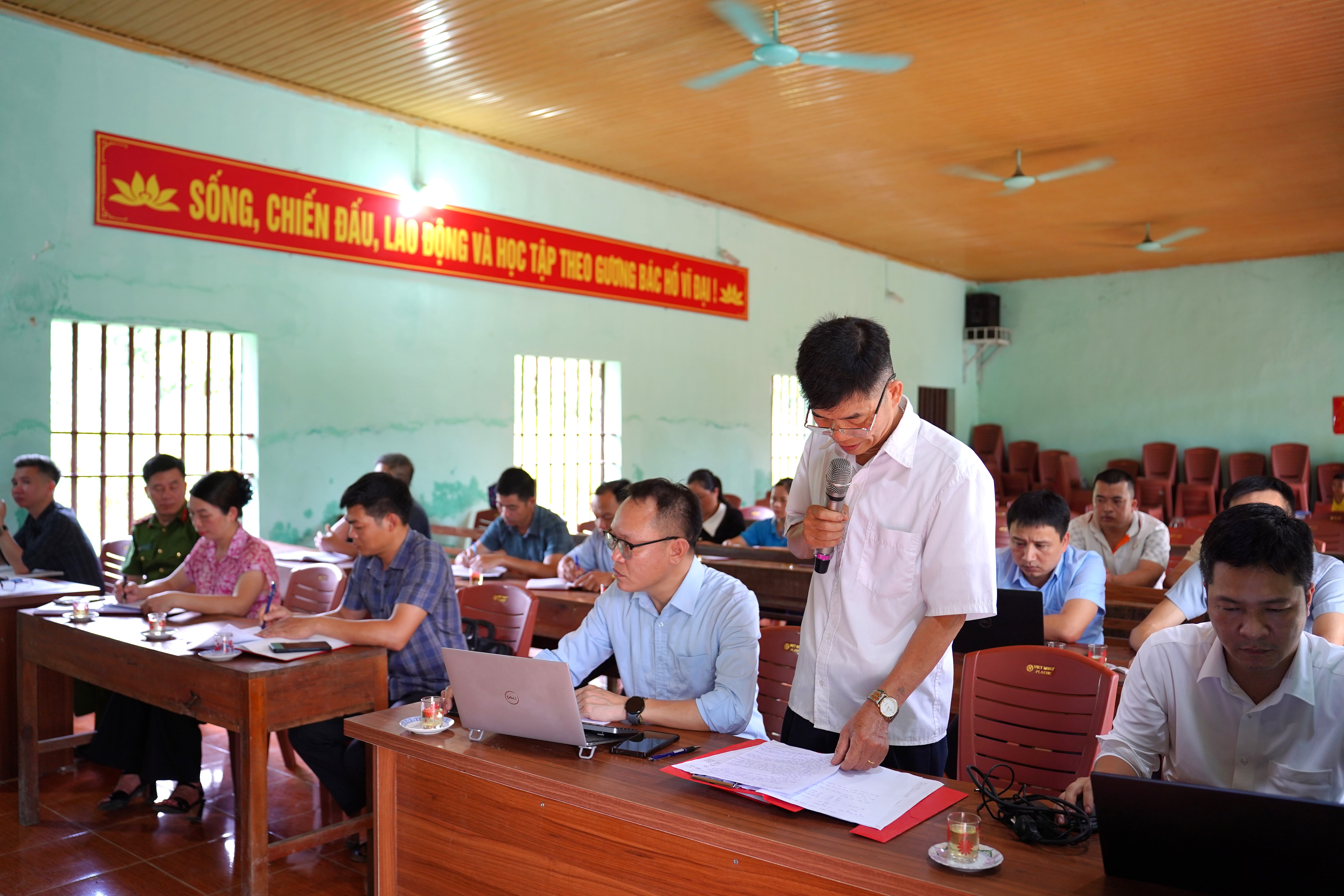 N&agrave; diềm 2.JPG