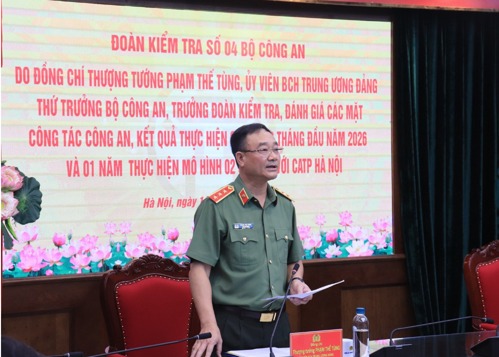 ĐOÀN CÔNG TÁC BỘ CÔNG AN LÀM VIỆC VỚI CÔNG AN THÀNH PHỐ HÀ NỘI