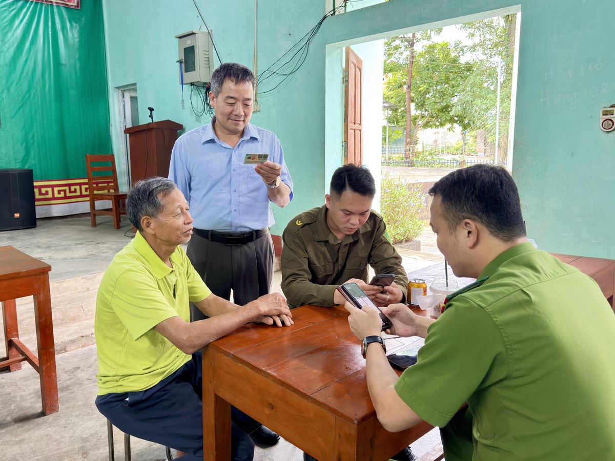 YÊN PHÚ ĐẨY MẠNH TÍCH HỢP GIẤY TỜ, THẺ BẢO HIỂM Y TẾ, TÀI KHOẢN AN SINH XÃ HỘI TRÊN VNeID
