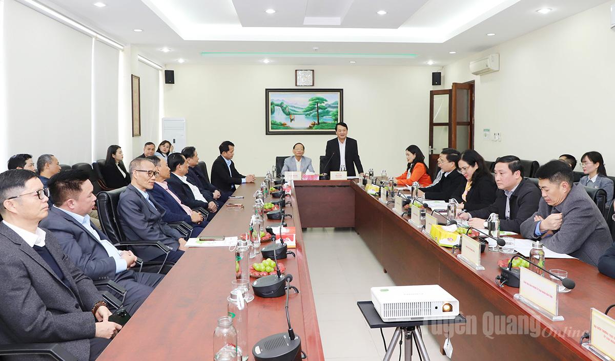 Đồng chí Bí thư Tỉnh ủy Hầu A Lềnh làm việc với Công ty Cổ phần Giấy An Hòa