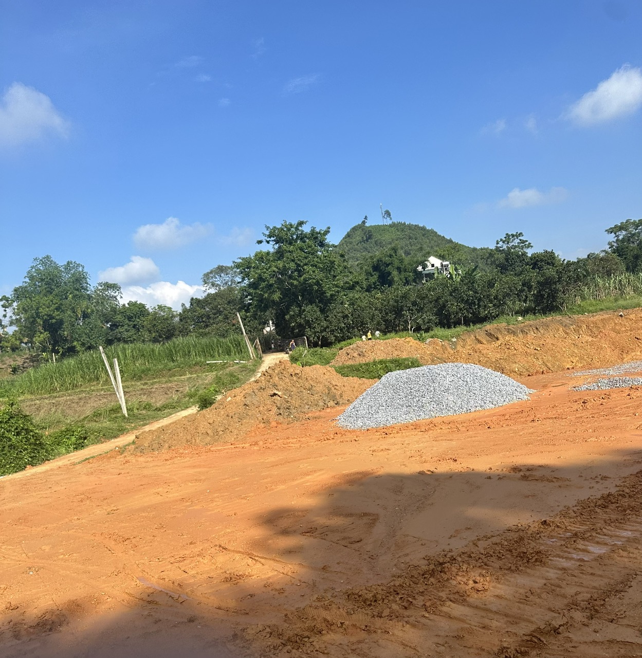 BẢO VỆ MÔI TRƯỜNG TRONG HOẠT ĐỘNG THI CÔNG CÁC CÔNG TRÌNH XÂY DỰNG GIAO THÔNG