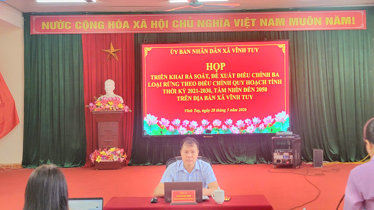 TỔ CÔNG TÁC XÃ VĨNH TUY TRIỂN KHAI RÀ SOÁT, ĐỀ XUẤT ĐIỀU CHỈNH BA LOẠI RỪNG THEO ĐIỀU CHỈNH QUY HOẠCH TỈNH