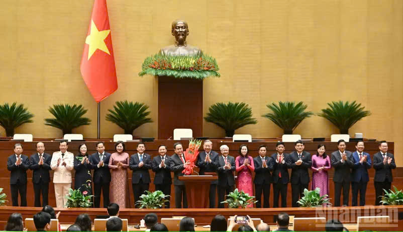 Bầu 6 Phó Chủ tịch Quốc hội và lãnh đạo các cơ quan thuộc Quốc hội