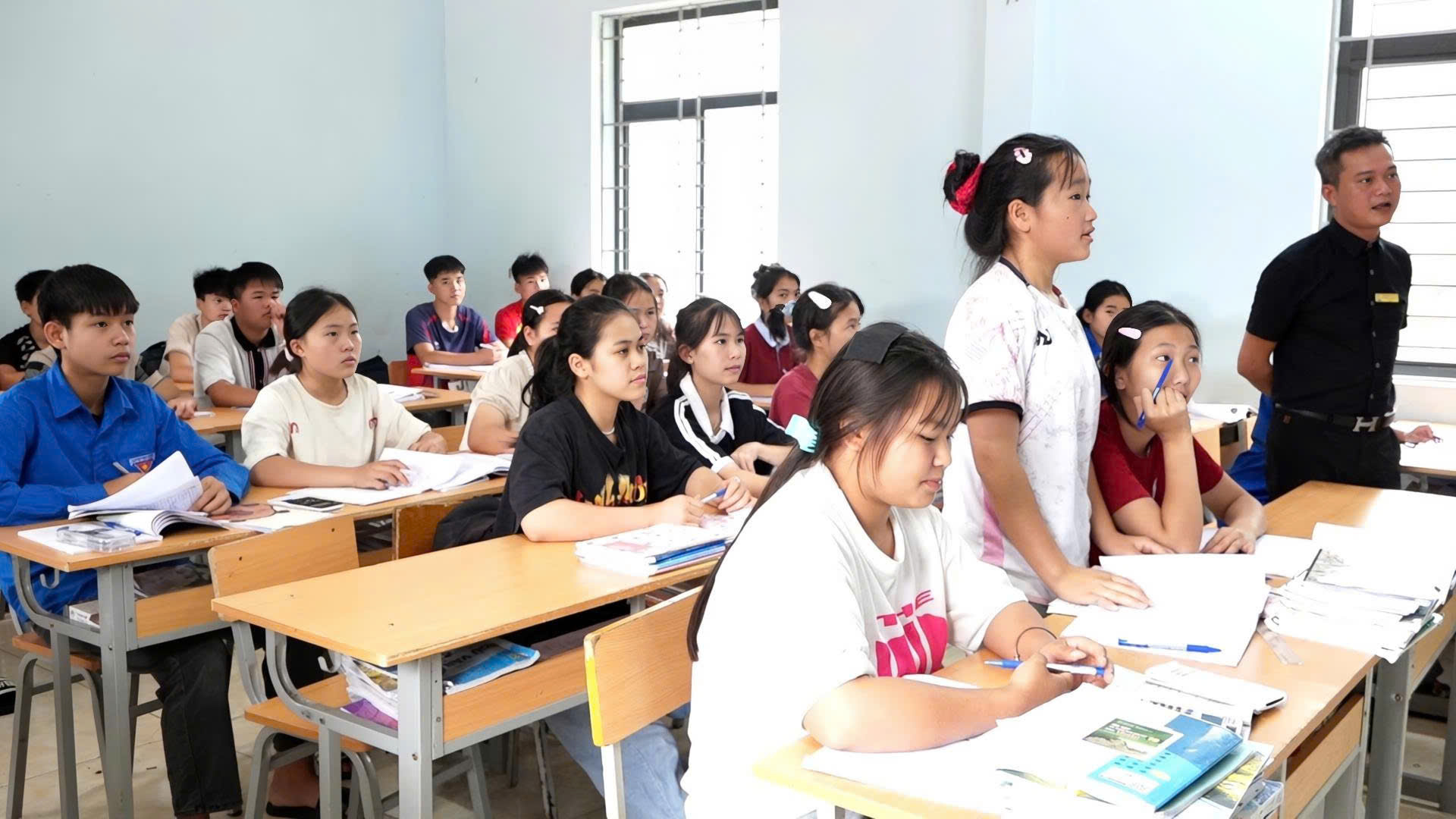 Không để giáo viên kiêm nhiệm việc khác ngoài giảng dạy