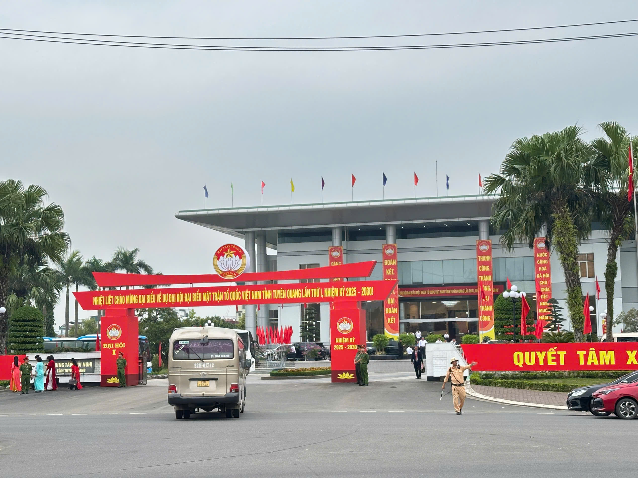ĐẢM BẢO AN NINH, AN TOÀN ĐẠI HỘI ĐẠI BIỂU MẶT TRẬN TỔ QUỐC VIỆT NAM TỈNH TUYÊN QUANG LẦN THỨ I