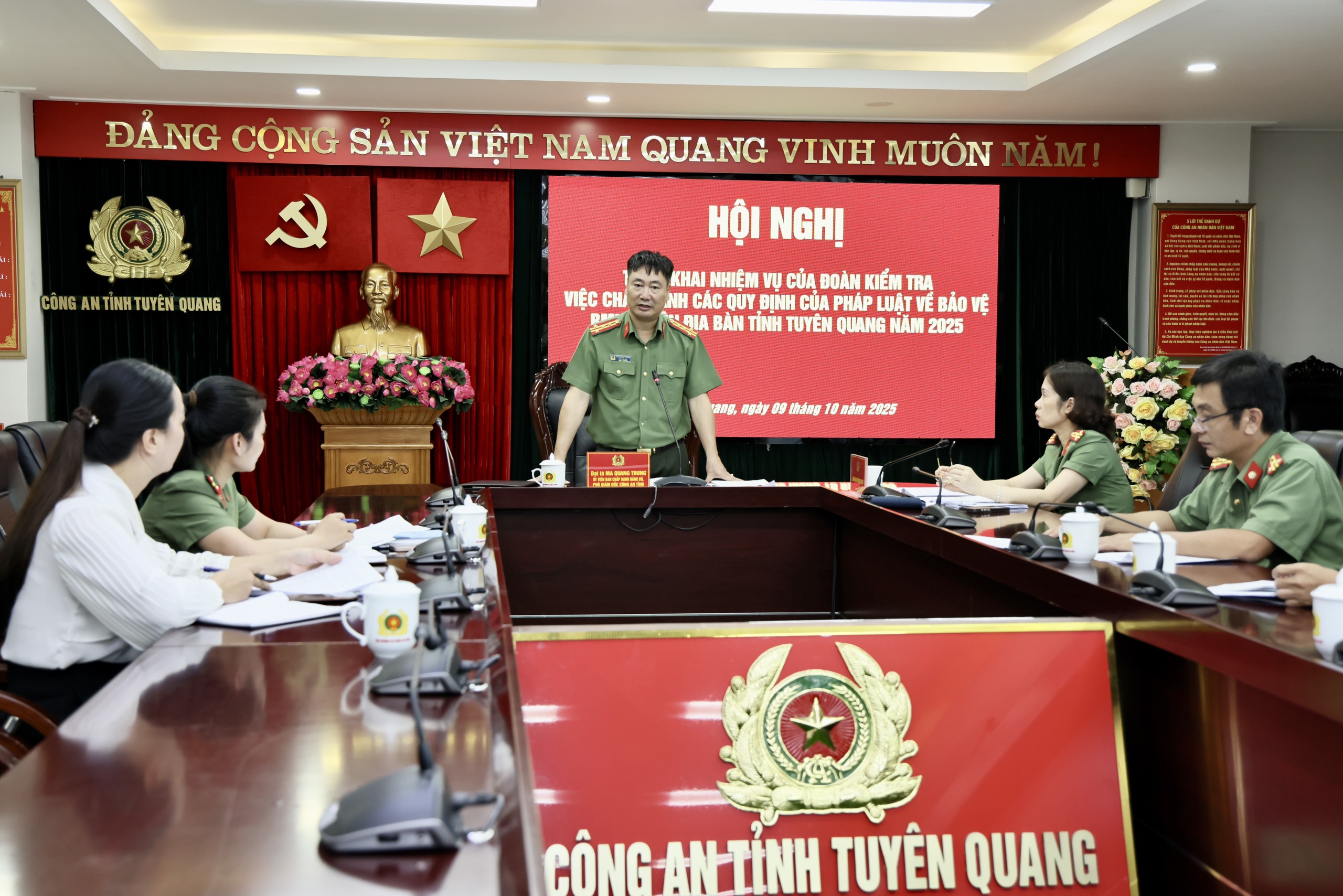 TRIỂN KHAI NHIỆM VỤ CỦA ĐOÀN KIỂM TRA VIỆC CHẤP HÀNH CÁC QUY ĐỊNH CỦA PHÁP LUẬT VỀ BẢO VỆ BÍ MẬT NHÀ NƯỚC TRÊN ĐỊA BÀN TỈNH